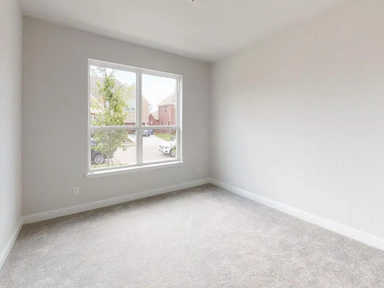 1412 Anna Marie Ln — Photo 18