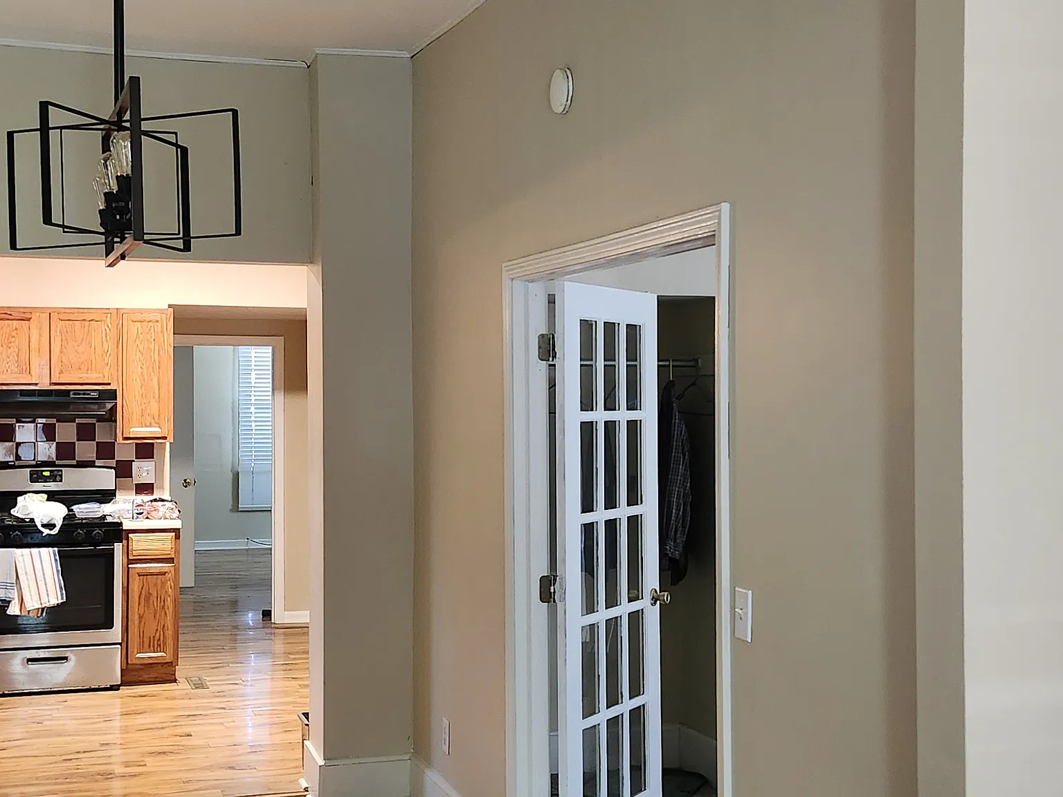 3 bed, 2.5 bath, 1512 sqft, $1,400 — Photo 4