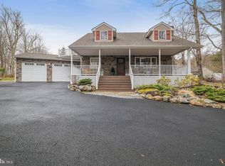 516 Lady Linda Ct, Blakeslee, PA 18610