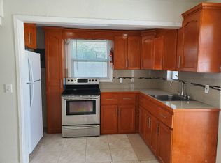 2206 Harding St, Hollywood, FL 33020
