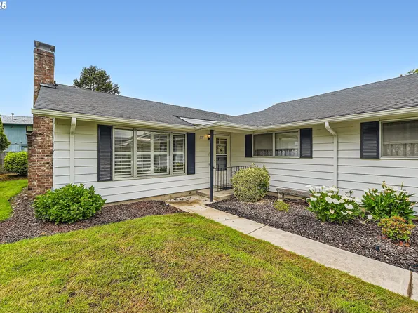 575 NE Fleming Ave #B-43, Gresham, OR 97030