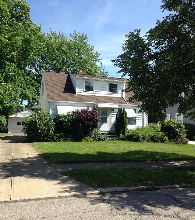 1st image of 29704 Robert St