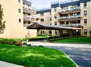 40 Stoner Ave APT 3BB, Great Neck, NY 11021