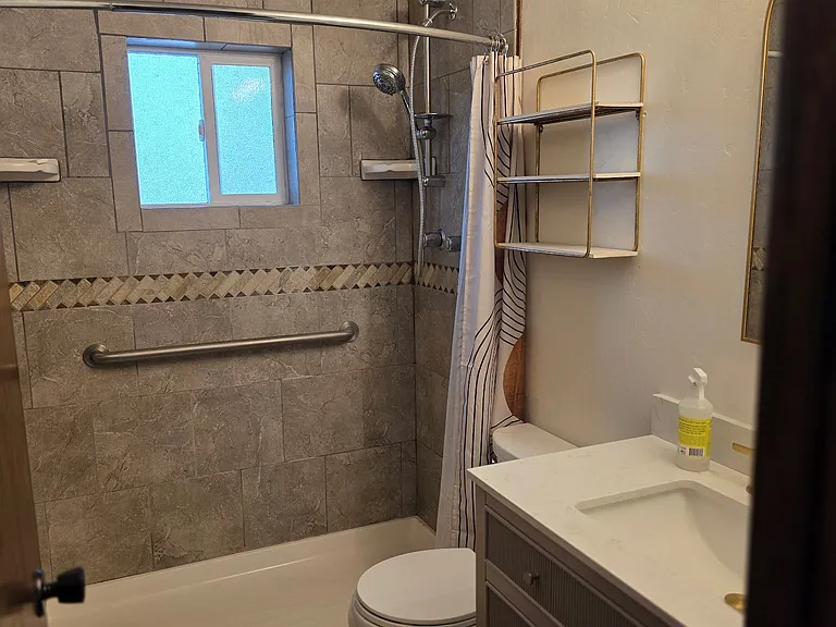 1120 Cedar St — Photo 18
