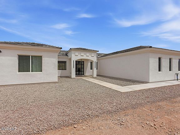 4th image of 419 Rio Rico Dr