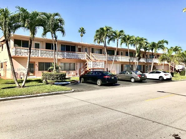 900 SW 11th Ave APT 7C, Hallandale Beach, FL 33009