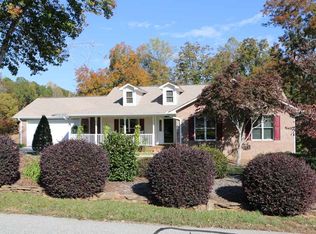 2005 Manila Dr, Seneca, SC 29672