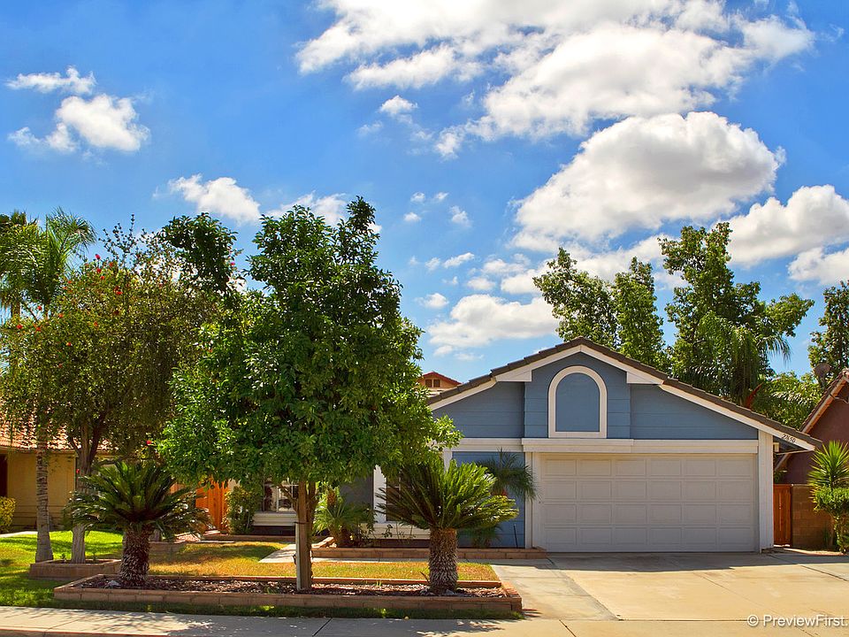 1st image of 27650 Camino Bella