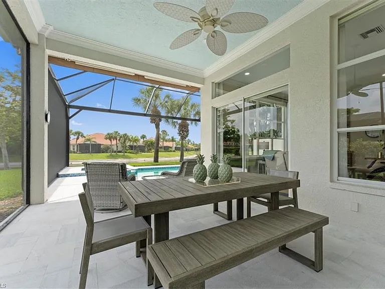 8541 Pepper Tree Way — Photo 17