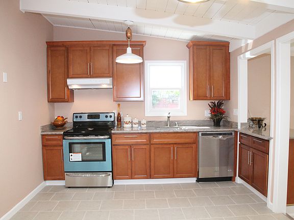 2nd image of 30553 Flossmoor Way