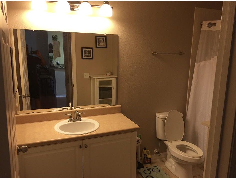 2nd image of 5550 E Michigan St
