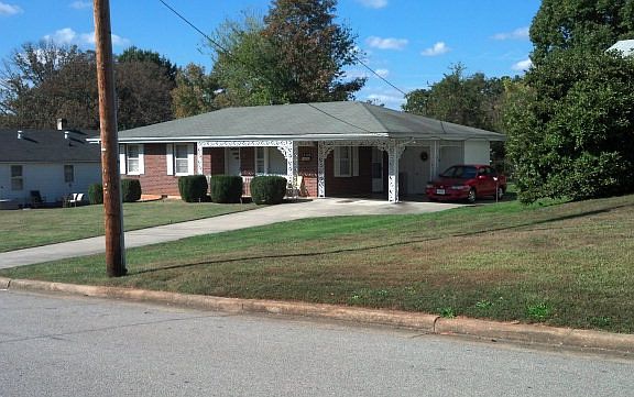2nd image of 226 Parkland Dr