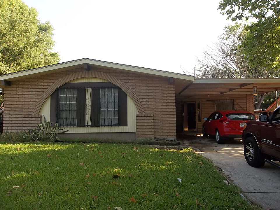 1st image of 5839 Sloan Dr