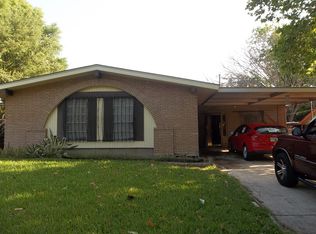 5839 Sloan Dr, San Antonio, TX 78228