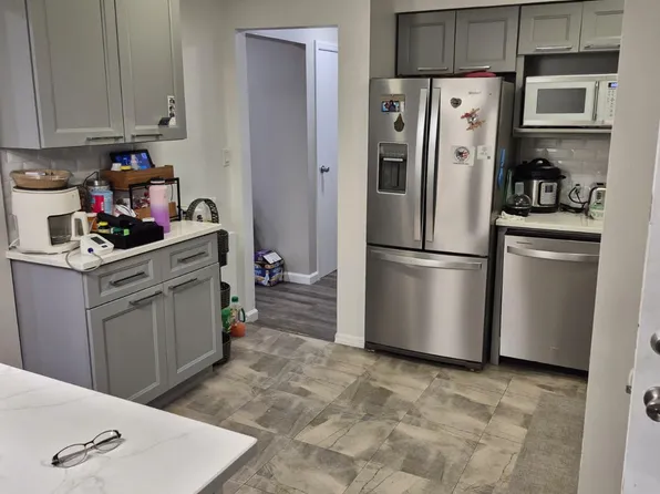 (undisclosed Address), East Meadow, NY 11554