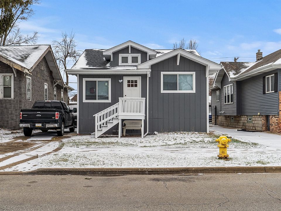 1st image of 319 156th Pl