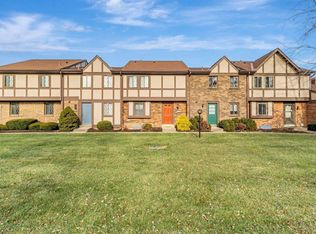 7455 Saxony Dr, West Chester, OH 45069