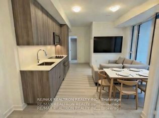 15 Richardson St #818, Toronto, ON M5A 4J9