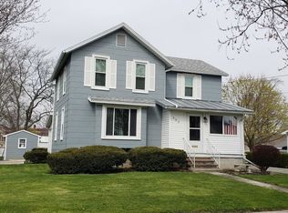 309 N Locust St, Oak Harbor, OH 43449