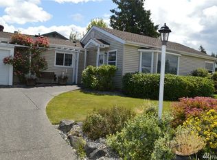 315 3rd St, Steilacoom, WA 98388