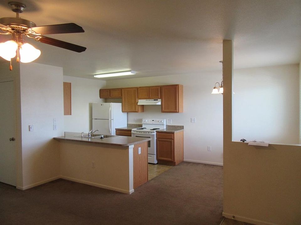 1st image of 1103 Arnold St APT B