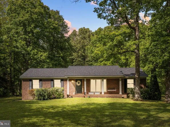 7501 Hunters Lodge Dr, Spotsylvania, VA 22551