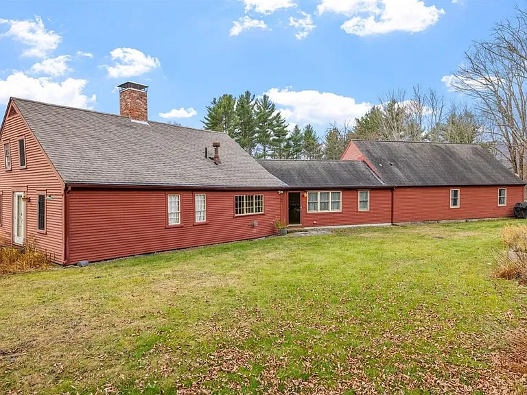 195 Pinnacle Ridge Rd — Photo 1