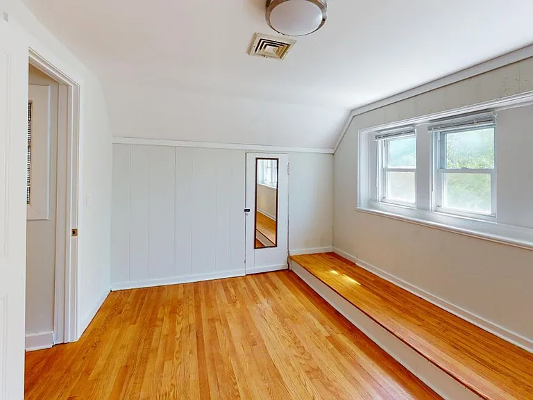 610 Orange St — Photo 5