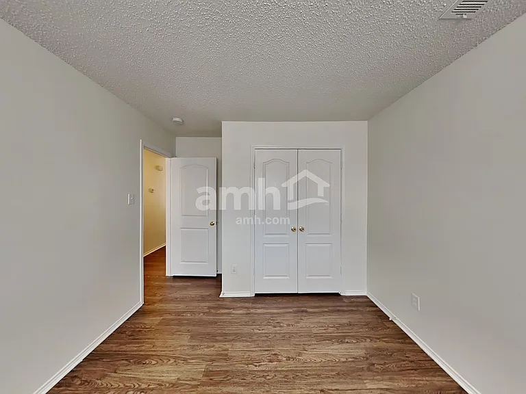 2700 Salado Trl — Photo 12