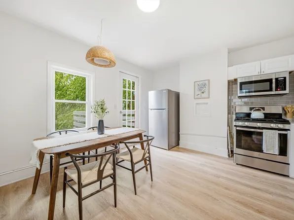 14 Fairmont St #2, Cambridge, MA 02139