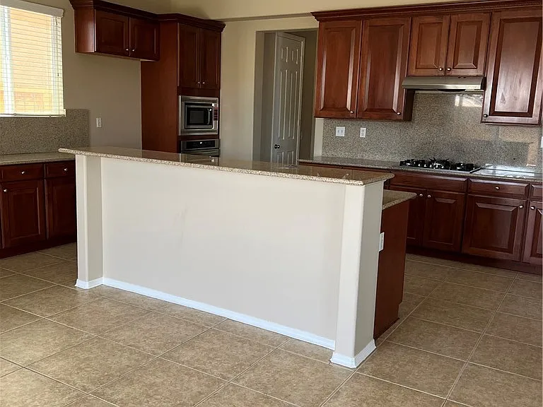 8975 Guadalupe Ave — Photo 2