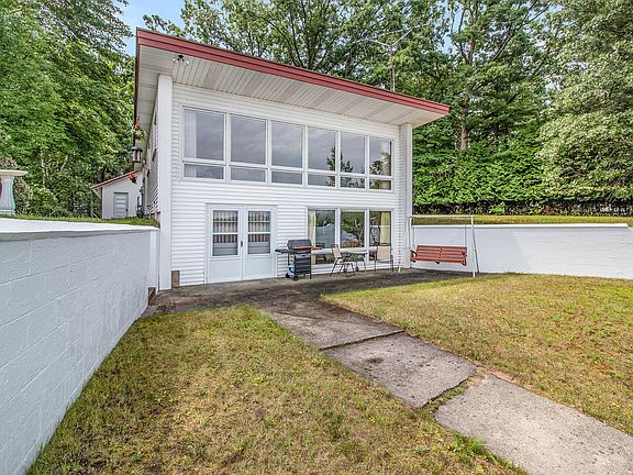 4th image of 5600 Ottawattamie Dr