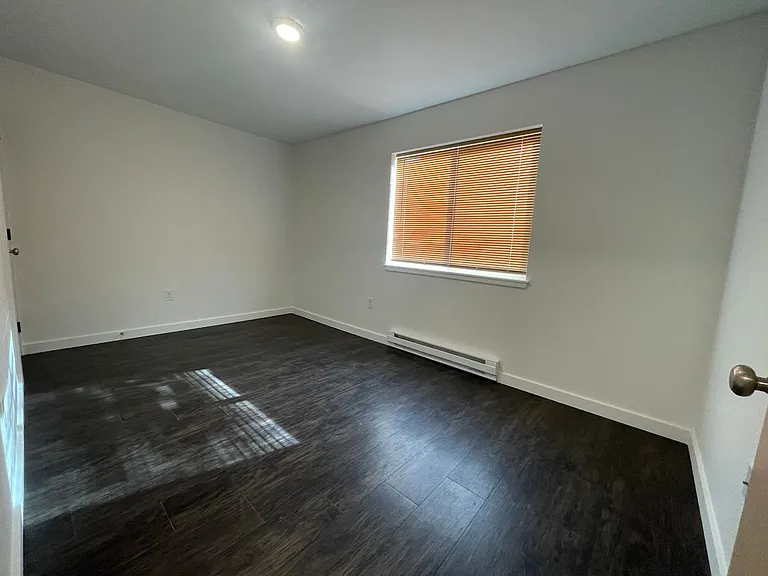 Convenient Community in Hillyard - 3018 E Everett Ave — Photo 9