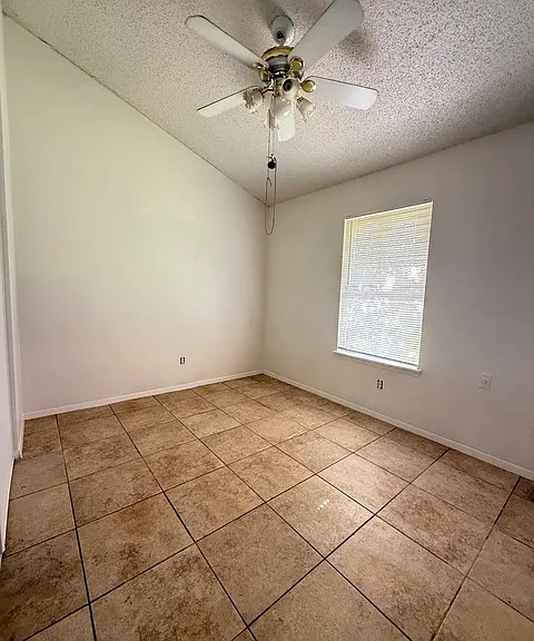 10807 Gaylord Dr — Photo 9