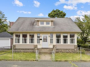15 Pray St, Quincy, MA 02169