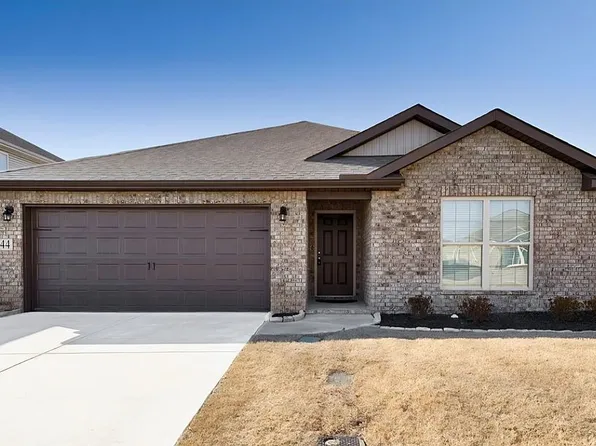 244 Cherry Laurel Dr, Meridianville, AL 35759