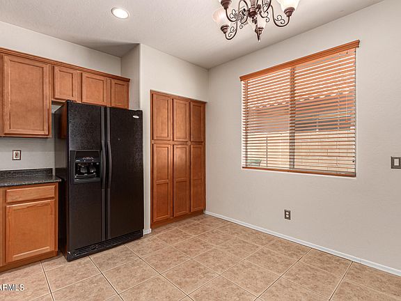 5th image of 15269 W JACKSON Street