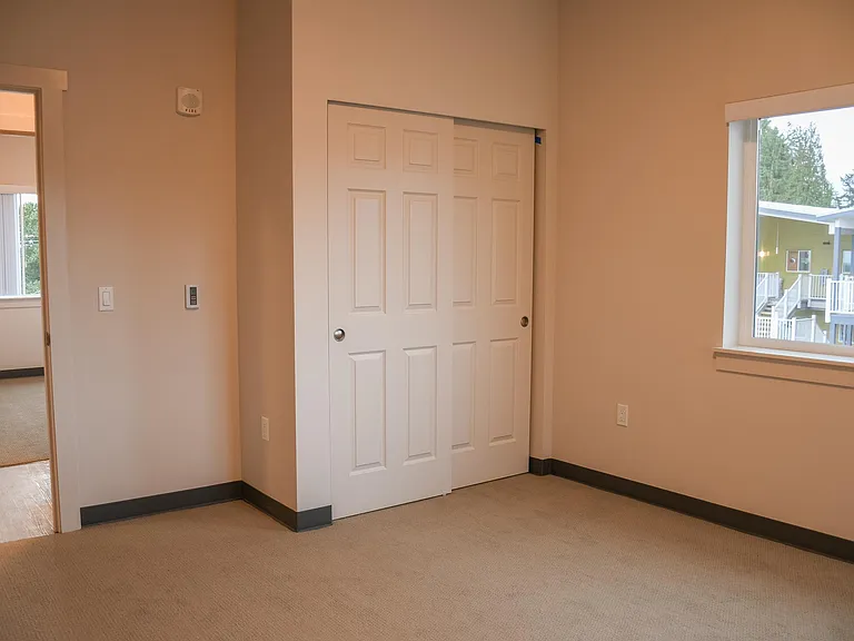 Kirkland Heights Apartments — Photo 79