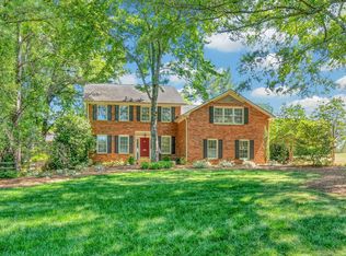 202 Coburn Dr, Spartanburg, SC 29302