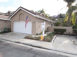 864 S Sapphire Ln, Anaheim, CA 92807