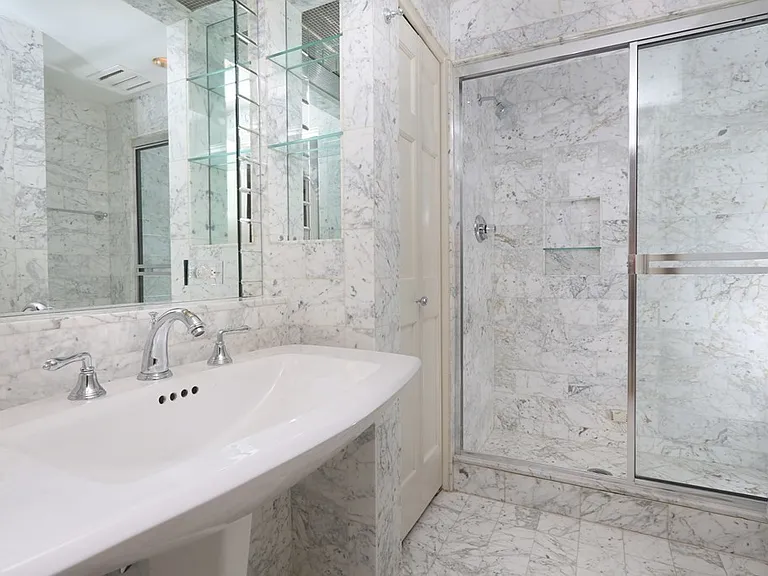 412 Beacon St #9 — Photo 15