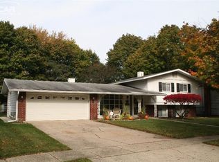 1814 Lynbrook Dr, Flint, MI 48507