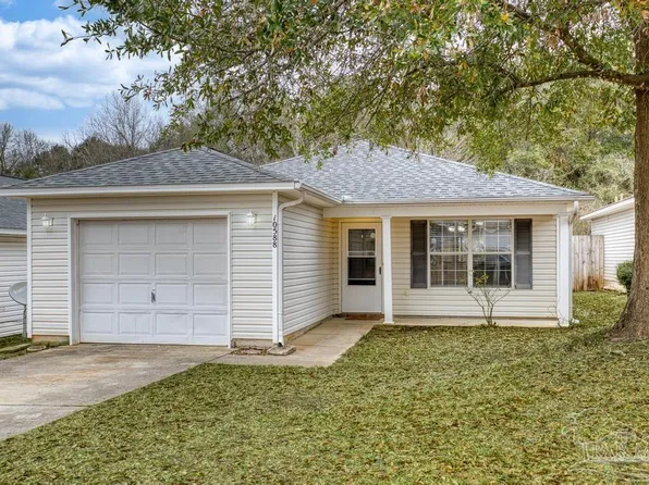 10588 Wilderness Ln, Pensacola, FL 32534