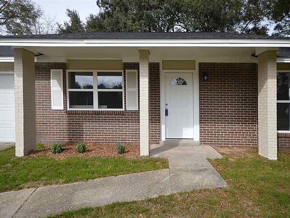 3rd image of 6528 Julia Dr