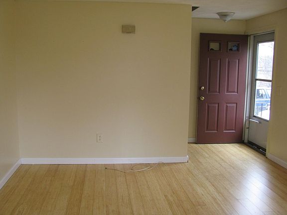 3rd image of 130-132 Bliss St