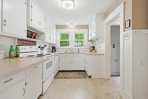 7 Whitin Ave Photo 1