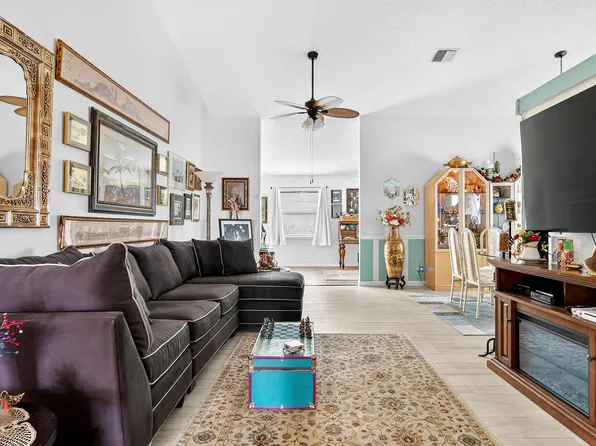 3862 Dafilee Circle, West Palm Beach, FL 33417