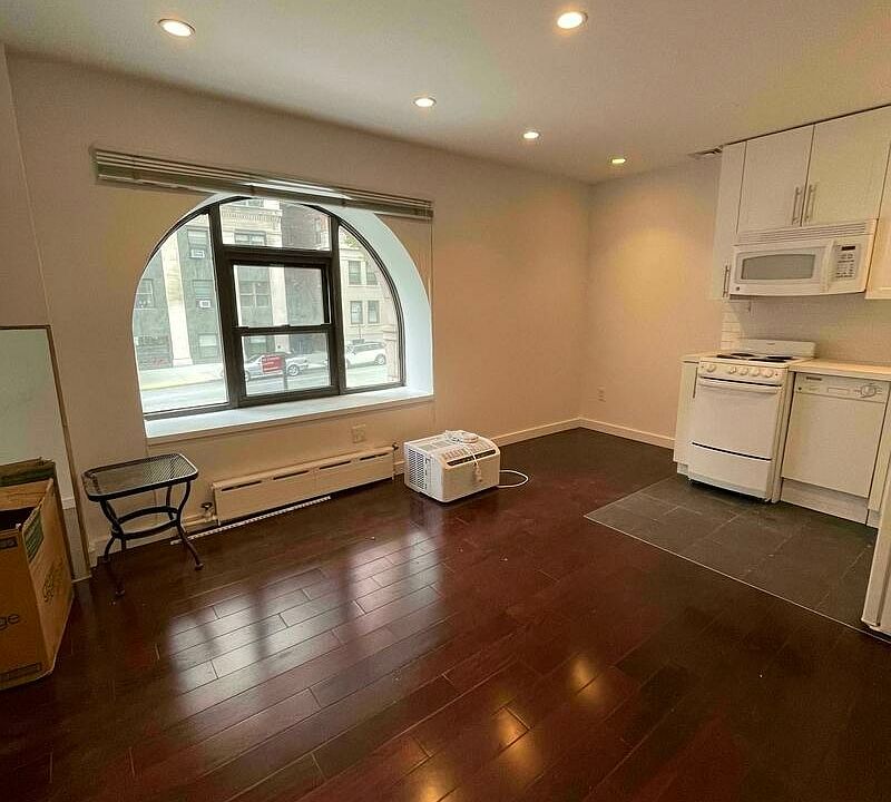1st image of 262 W End Ave #Lb