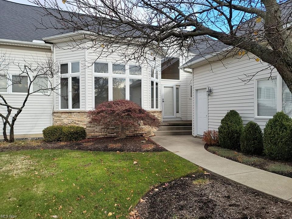 1st image of 427 Muirfield Dr