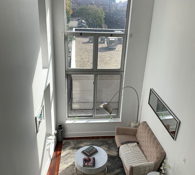 1st image of 10 Meserole St #2AA